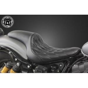 【美品】Mustangバイク用シート アメリカ製2019年〜24年モデル ボルト ヤマハ ボルト シート トリッパーファストバック マスタング