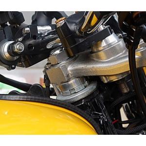 BORE ACE ボアエース ノーマルステム用 強化ステムベース カラー：シルバー SR400 YAMAHA ヤマハ｜webike