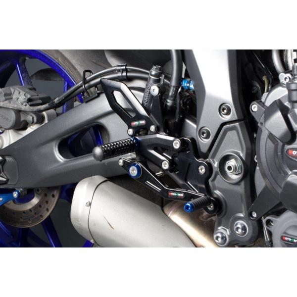 MOTO TRON モトトロン レーシング バックステップキット カラー：ブラック YZF-R7 Y...