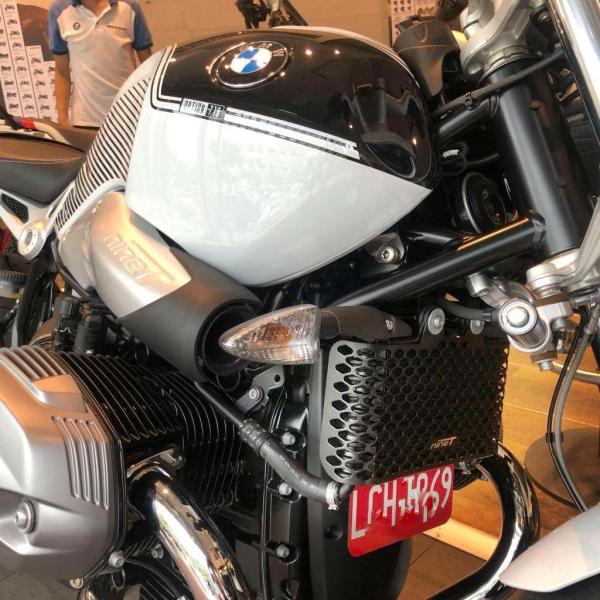 DK design ディーケーデザイン オイルクーラーガード用フロントナンバープレートフレーム R ...