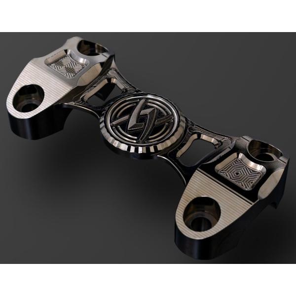 ARCHI アーキ ビレット・ハニカム ハンドルアッパークランプ【漆黒Edition】 Z900RS...