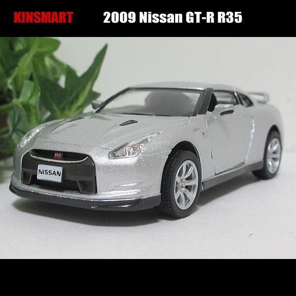 1/36日産/ニッサン/GT-R R35/2009(シルバー)/KINSMART/ダイキャストミニカ...