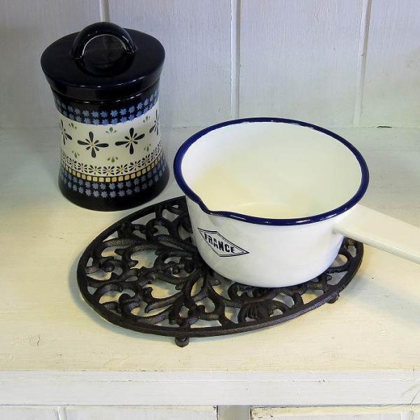 鍋敷き おしゃれ なべ敷き トリベット アイアン 鉄 サークル オーバル キッチン雑貨 インテリア ...