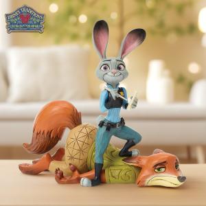 Disney（ディズニー） オーロラ姫とフィリップ王子 16.4cm 眠れる森の