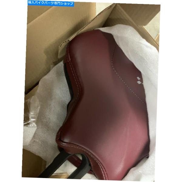 バックレスト BurgundyのSpyder Driver Backrestは219400479です...