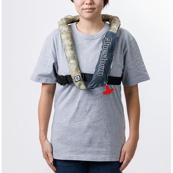 ブルーストーム BSJ-2920RSIIソバー 膨脹式ライフジャケット(水感知機能付き) 国土交通省...