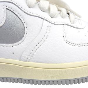 美品 NIKE ナイキ エアフォース1 ストラ...の詳細画像5
