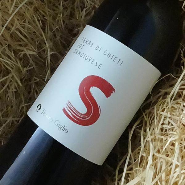 トッロ　サンジョヴェーゼ　　２０２２　７５０ｍｌ （赤ワイン）