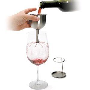 ワインシャワー　ワインを空気に触れさせて香りが広がる_　.