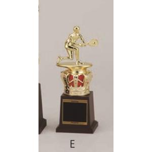 [T397E/K-1]トロフィー／1本柱／先端は樹脂製人形／高さ21cm