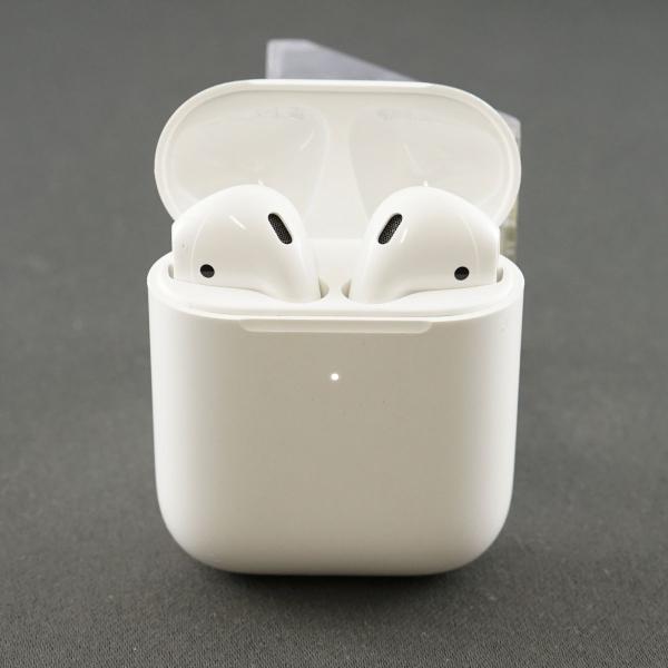 Apple AirPods with Wireless Charging Case エアーポッズ イ...