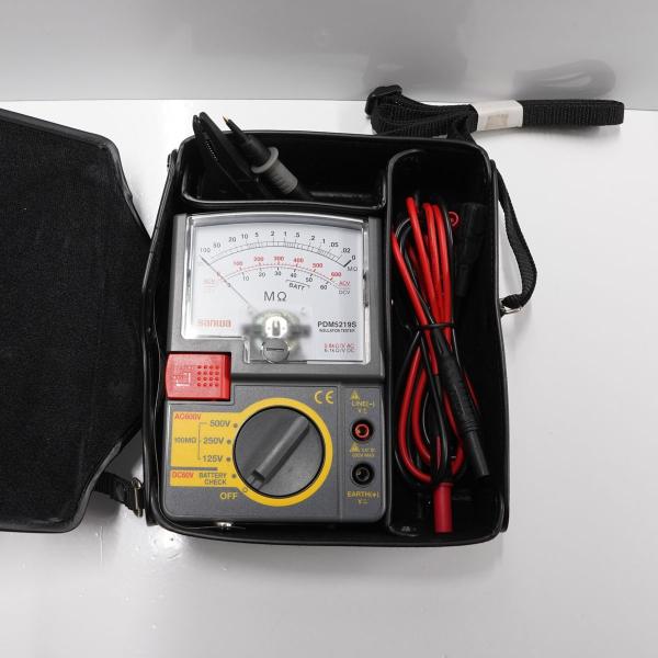 三和 アナログ絶縁抵抗計 PDM5219S USED美品 テスター 定格電圧3レンジ式 完動品 中古...