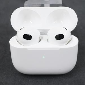 Apple AirPods 第三世代 MagSafe充電ケースのみ A2566 USED品 耐