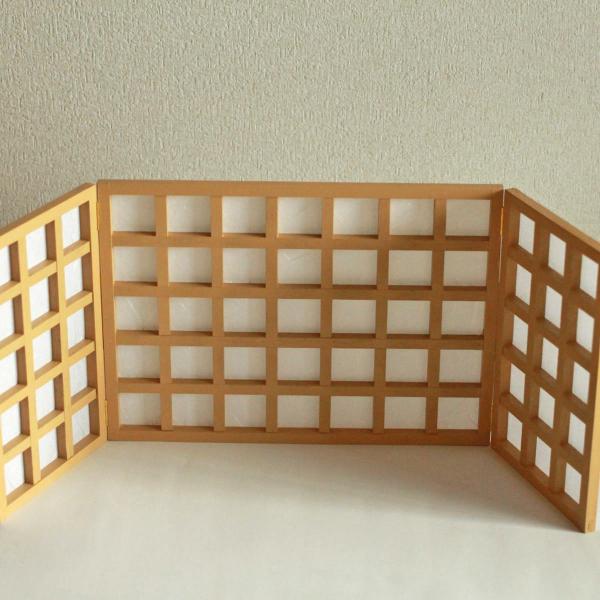 手作り 木製　ミニチュア雑貨　1点もの　人形用　コンパクト　屏風<白＞