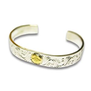 ファーストアロー K18付 平打12mmカラ草彫りバングル ファーストアロー K18付 平打12mmカラ草彫りバングル