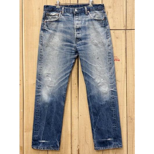 超激ヒゲ リーバイス501 古着 膝裏クモノス LEVIS501 90S MADE IN USA W...