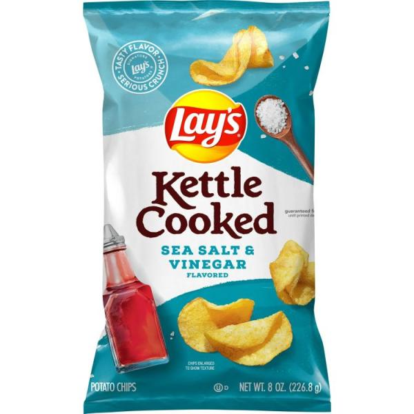 レイズ ケトル調理 シーソルト＆ビネガー風味ポテトチップス 226.8g Lay's Kettle ...