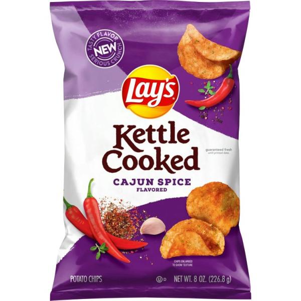 レイズ ケトルクックド ケイジャンスパイス ポテトチップス 226.8g Lay's Kettle ...