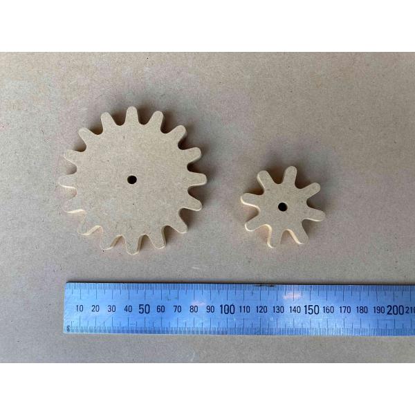 MDF材　歯車　サイズ　50×9ミリ　【画像右側】