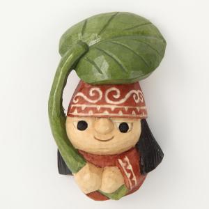 木彫りの熊 ETHNIC DESIGNS 文様マグネット サケ喰いクマ 手彫り