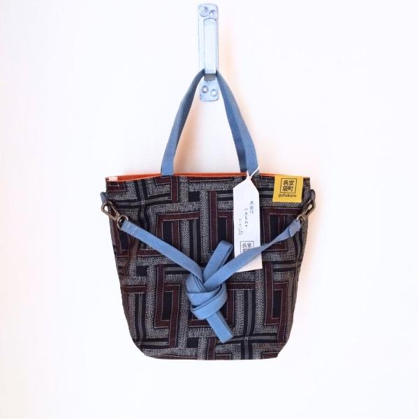 大島紬マチ付きショルダーバッグ 着物 軽い カジュアル 手提げ 軽量 大人 大人ファッション 日本お...