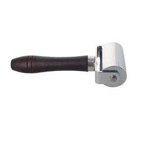 Utoolmart 皮革ローラー 圧着工具 レザー 壁紙 ローラー 革工具 補修 45#鋼 ローラー幅60mm 1個入り DIY 革の圧着に便利な道具