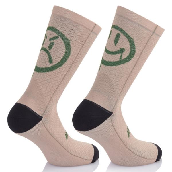 エムビーウェア SMILE EMOTIONS ブラウン ソックス