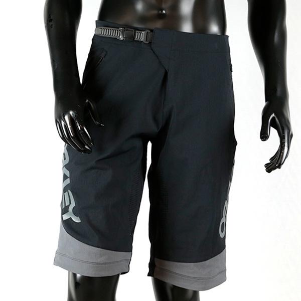 【SALE】オークリー MAVEN SCRUB SHORT ブラック/グレー