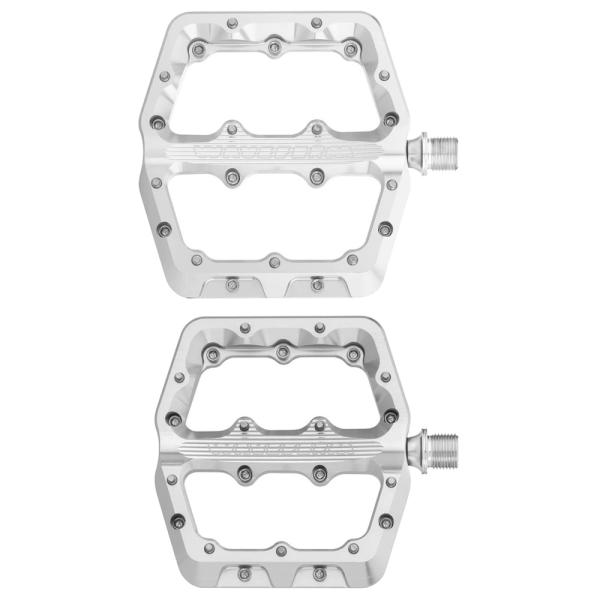 ウルフトゥース ウェイブフォームペダル シルバー