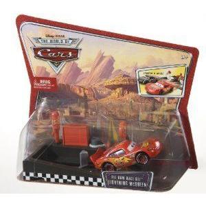 Cars Pit Race-Off Lightning McQueen Launcher ミニカー ミニチュア 模型 プレイセット自動車 ダイキャ｜worldfigure