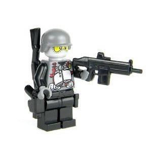Post Apocalyptic Soldier - Battle Brick Custom Min...