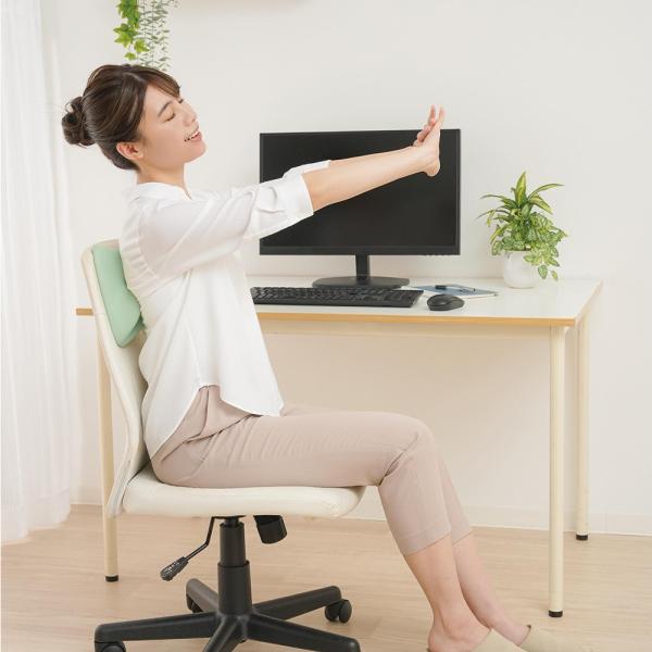 【ニーズ サンファミリー】Cellsh 肩甲骨ストレッチクッション【健康 ストレッチ クッション 背...