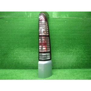 ホンダ　RF3/4　ステップワゴン　後期　右テールレンズ　P3494　230113011