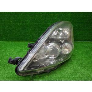 トヨタ　ZGM10/15　アイシス　中期　左ヘッドライト　HID　44-69　L　バラスト付き　25...