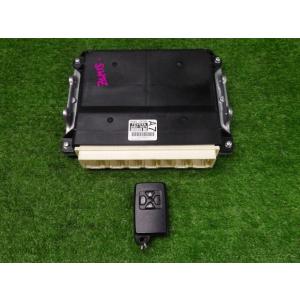 トヨタ　ZGM15　アイシス　エンジンコンピューター　89661-44670　250604216