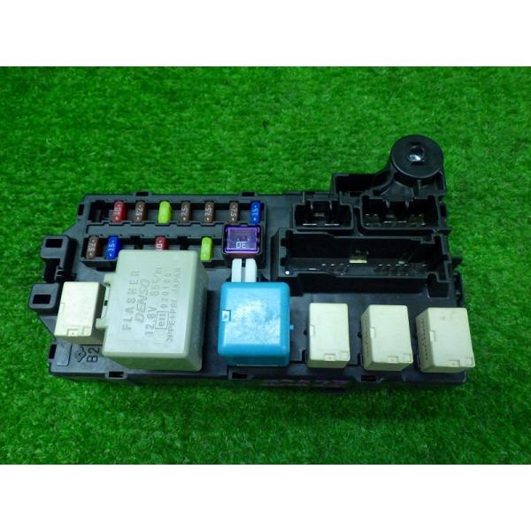 ｂB ヒューズBOX QNC21/25 85980-B1010 トヨタ 250628223