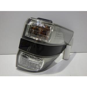 ヴェルファイア 後期 右テールレンズ 20系 58-28 8 GGH ANH20/25 コーティング...