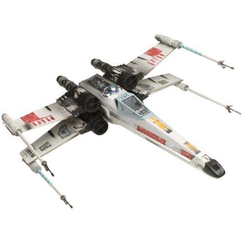 ルーク スカイウォーカー's X-Wing Fighter w/ R2-D2 フィギュア - スター...