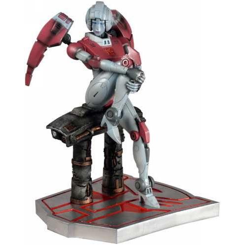 トランスフォーマー Arcee 6-inch Resin Statue