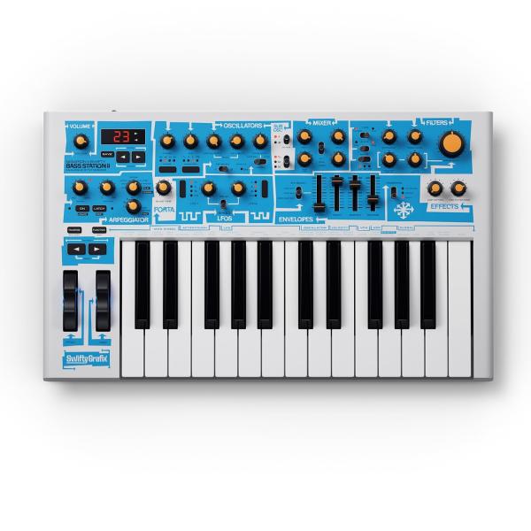 Novation Bass Station II Swifty Edition ? 限定版パラフォニ...