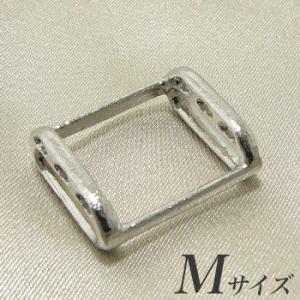 ブローチを帯留めに変身！万能くん金具　M（1.7×2.0cm） シルバー(silver) [n3]（...