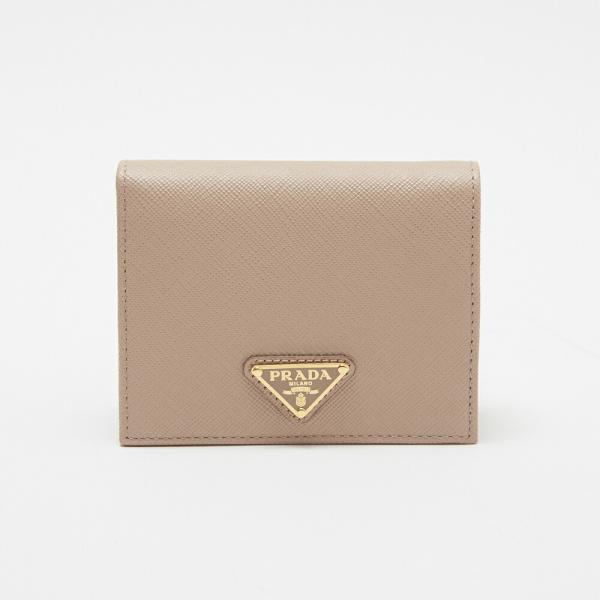 【並行輸入品】 プラダ 折財布 【SAFFIANO TRIANG：サフィアーノトライアングル】 1M...