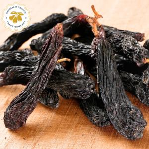 サファイアレーズン皇 200g 大粒 無添加 レーズン スイートサファイア 砂糖不使用 ノンオイル 干しぶどう 無農薬 栽培期間中 化学農薬不使用 送料無料