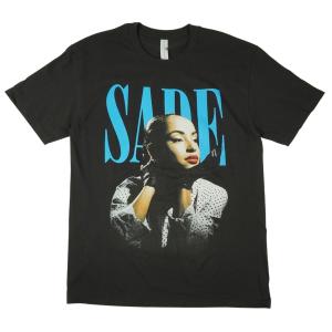 【クリックポスト対応可】メンズ TシャツSADE LOGO TEEシャーデー ロゴ TシャツBLACK(ブラック)アーティスト 歌手 プリント ミュージック イラスト イギリス バ