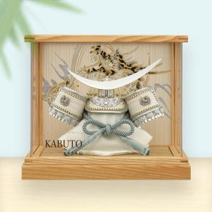 五月人形 コンパクト アクリル パノラマ ケース飾り 間口28×奥行24×高さ24cm 白銀伊達兜 毛筆名入れ無料特典 .五月人形. ktmma-ck25104-4