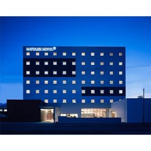 ふるさと納税 富良野市 富良野ナチュラクスホテル宿泊券　2名様　1泊朝食付き　〈春・秋〉