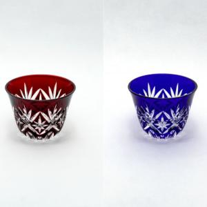 ふるさと納税 葛飾区 伝統工芸「江戸切子」ぐいのみ「笹の星」ペアセット　色:ルリ・赤　(株)清水硝子