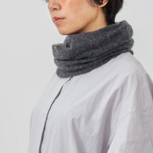 ふるさと納税 島田市 ホワイトカシミヤ100%のスヌード(チャコール)