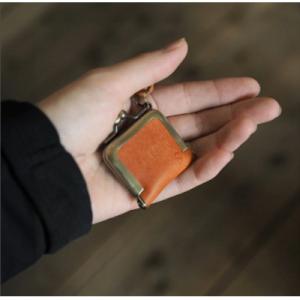 ふるさと納税 八幡市 がま口リングケース キャメル 本革 手作りレザー指輪ケース カラビナストラップ...