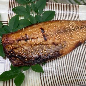 ふるさと納税 伊東市 【毎月定期便】 北欧さば醤油干し　天日干しひもの詰め合わせ(200g×5枚)全...